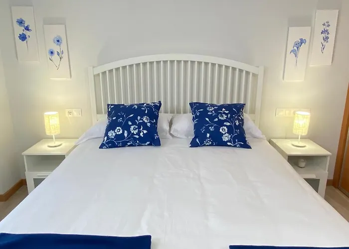 Apartamento Nuevo, Accesible Y Con Piscina !!!