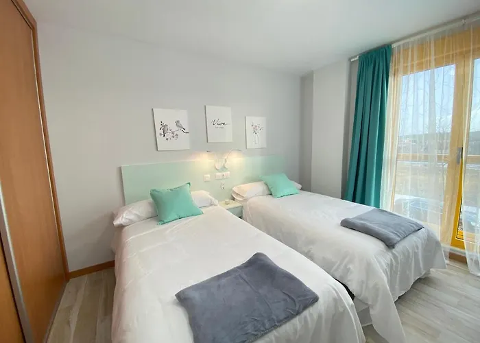 Apartamento Nuevo, Accesible Y Con Piscina !!!